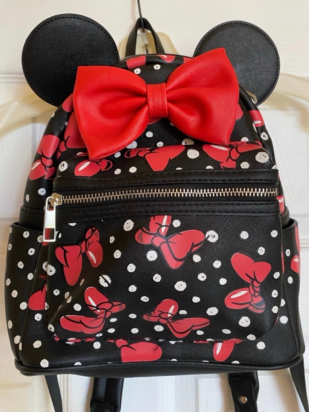 Disney official Minnie Mouse Mini Backpack 10”x 10” New without tags